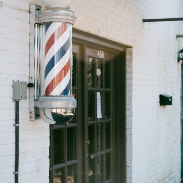 why-barber-poles-red-white-and-blue